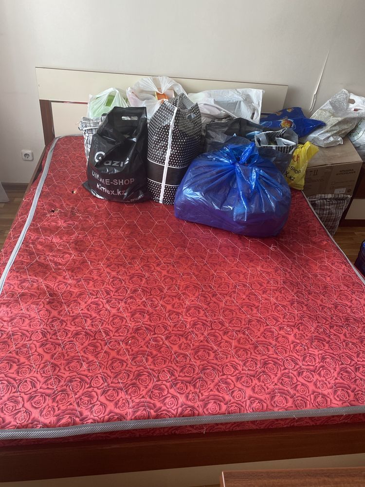 Продается диван б/у и двух спалка