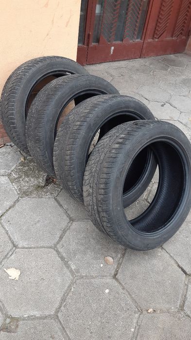 4бр. Зимни гуми HANKOK 205/50/17