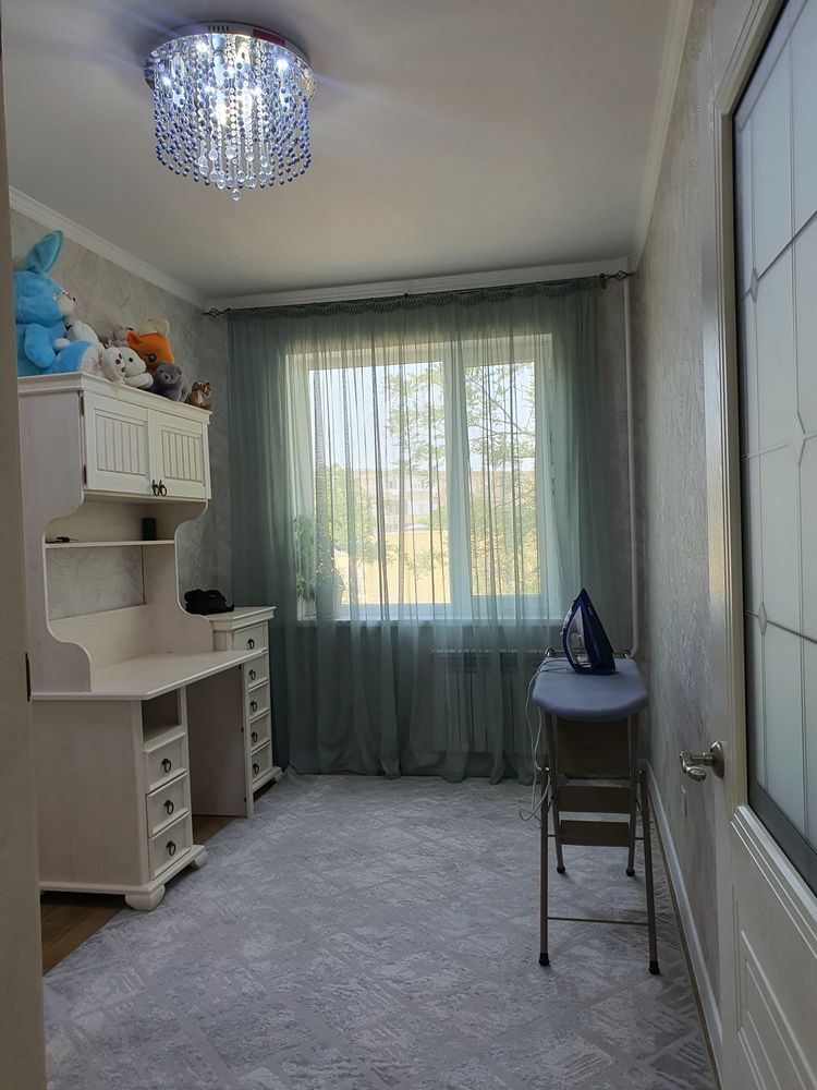 Срочно продам 3-х комнатную квартиру 12мкр, 13д.