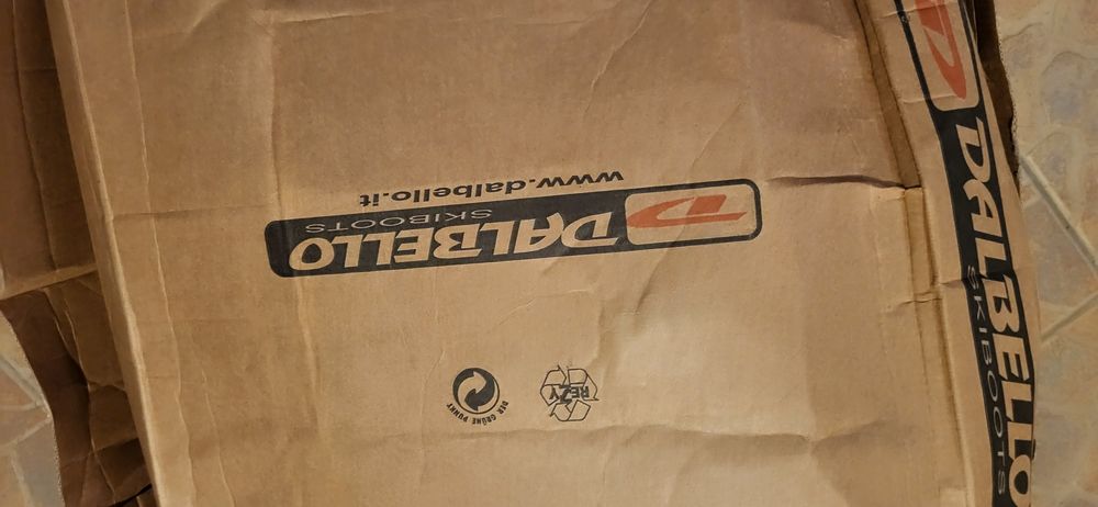 Clăpari noi mărimea 41 DALBELLO