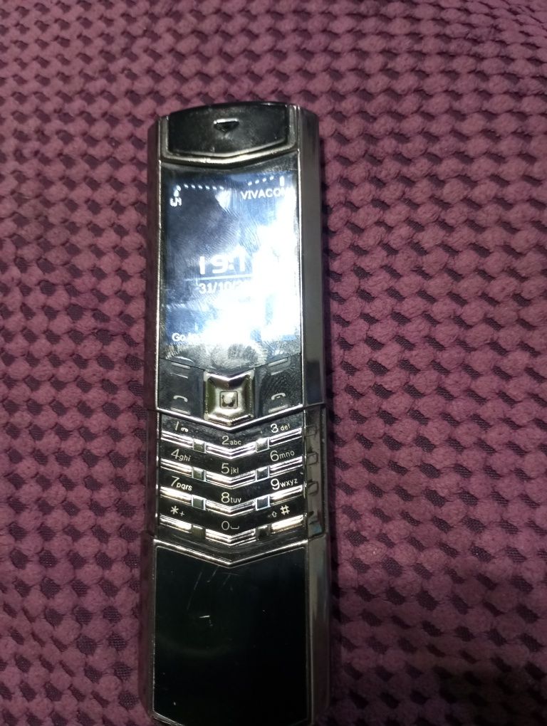 VERTU Signature Slide