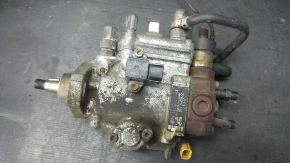 Pompa injectie toyota avensis 2.0 td 22100-6e140