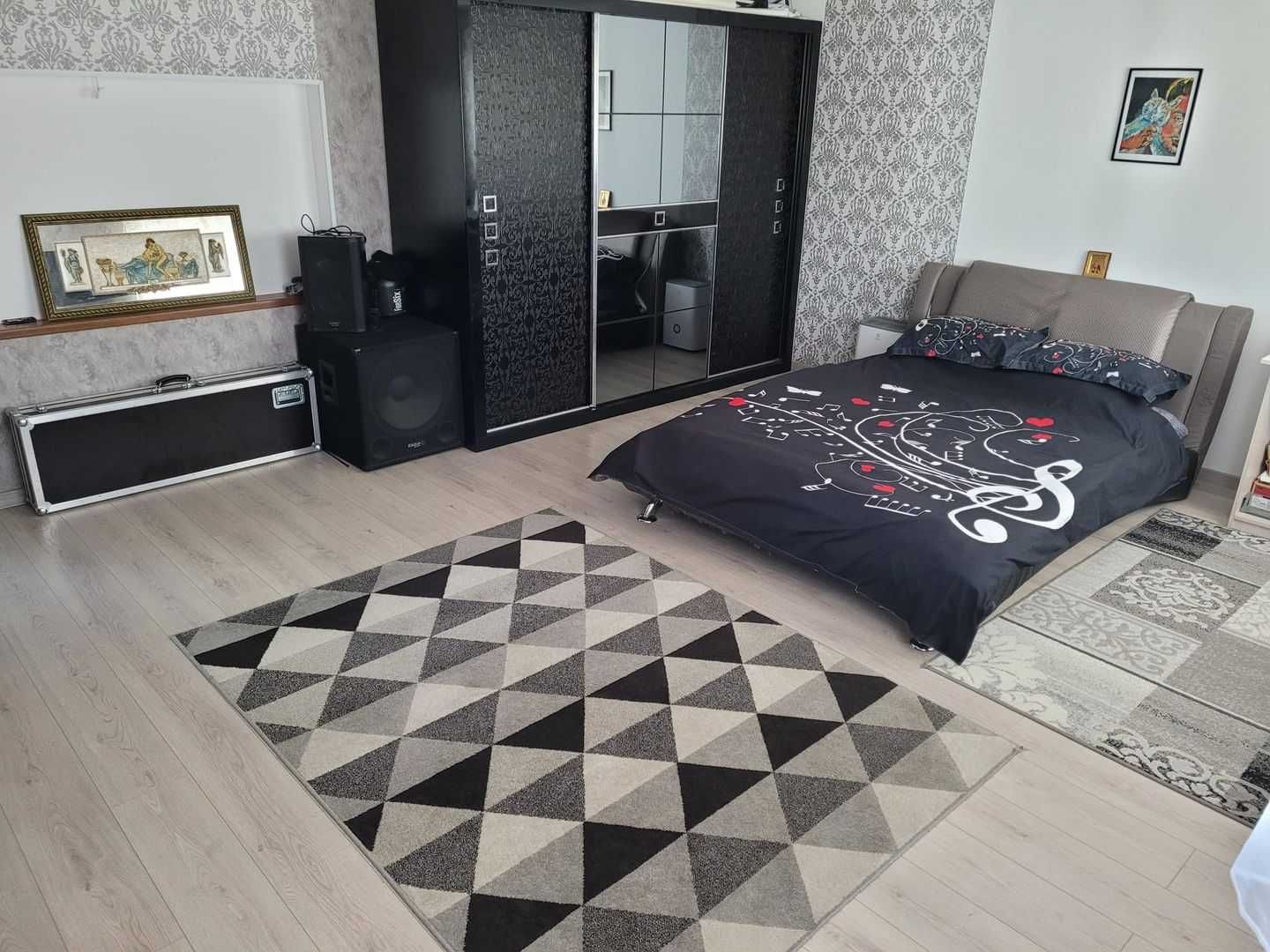 Casa 5 camere cu curte mare - Cartierul Arhitectilor