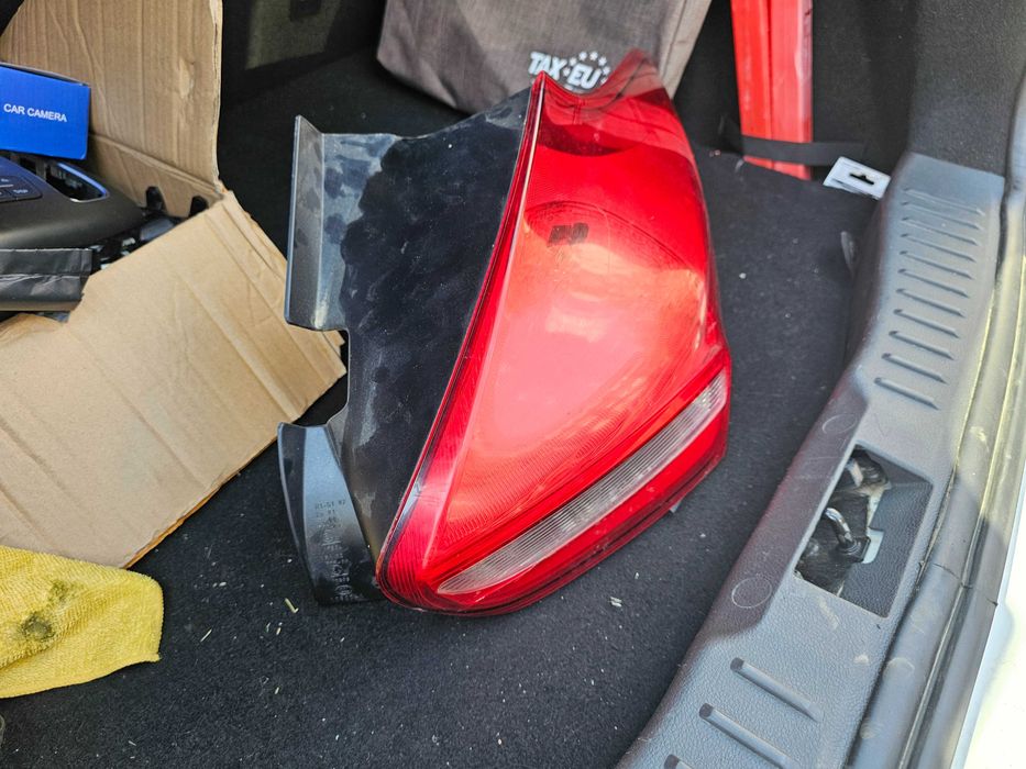 Stop | Lampa dreapta spate Ford Focus 3 hatchback 2015 - dupa