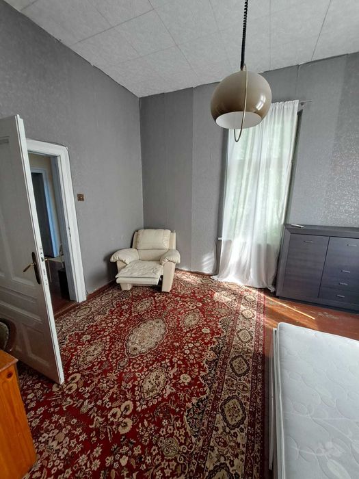 Дава се под наем Етаж от къща в София, Овча купел - 120 кв.м за 535.5 € - Снимка #1