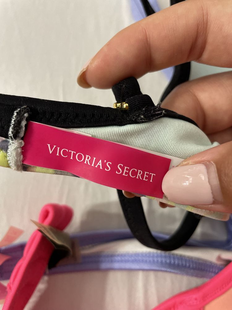 Горнища на бански Victoria’s Secret