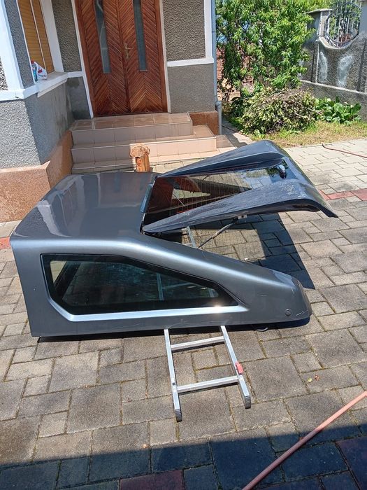 Hardtop Toyota Hilux