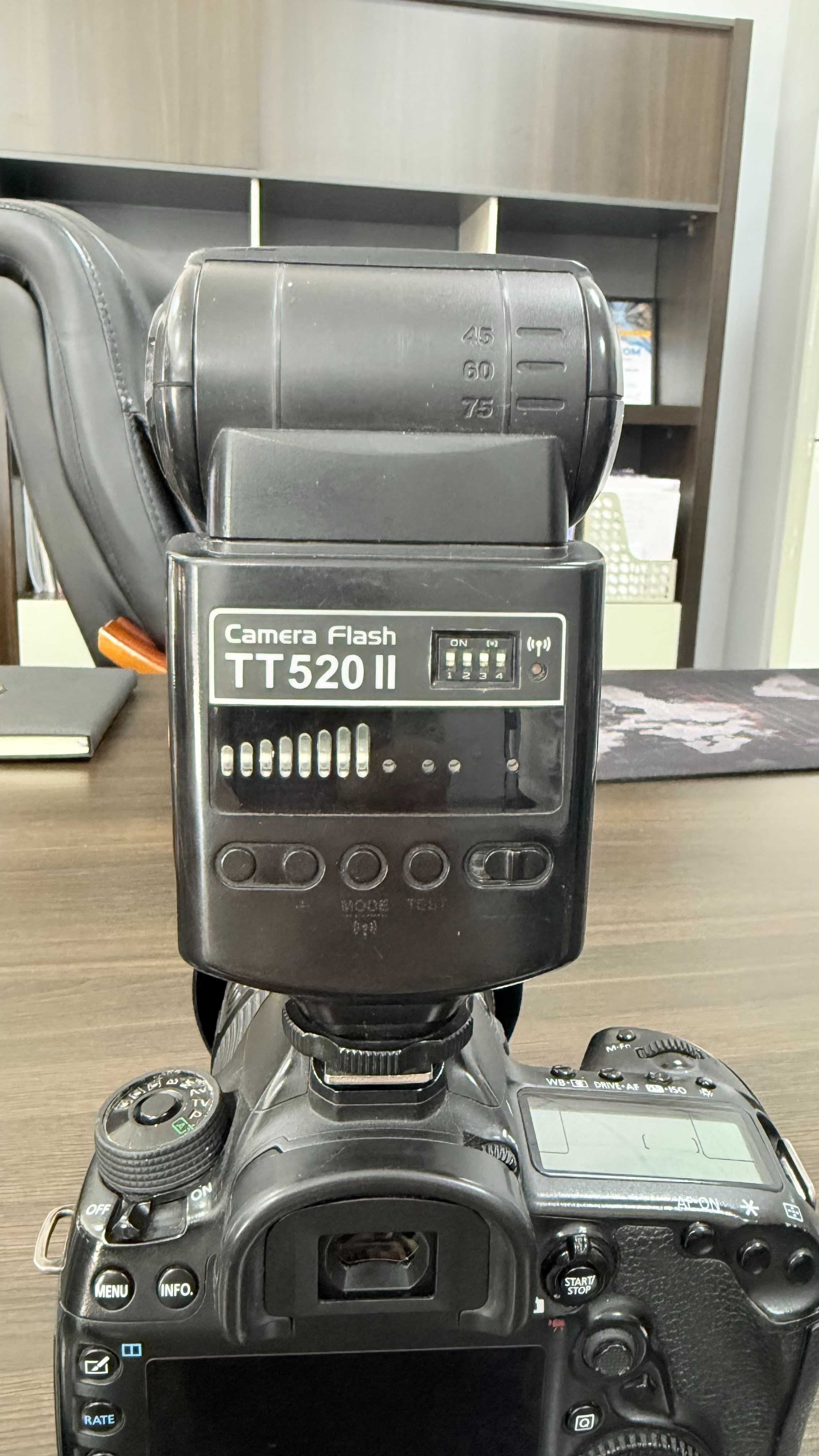 Срочно продаётся фото/видеоаппарат Canon