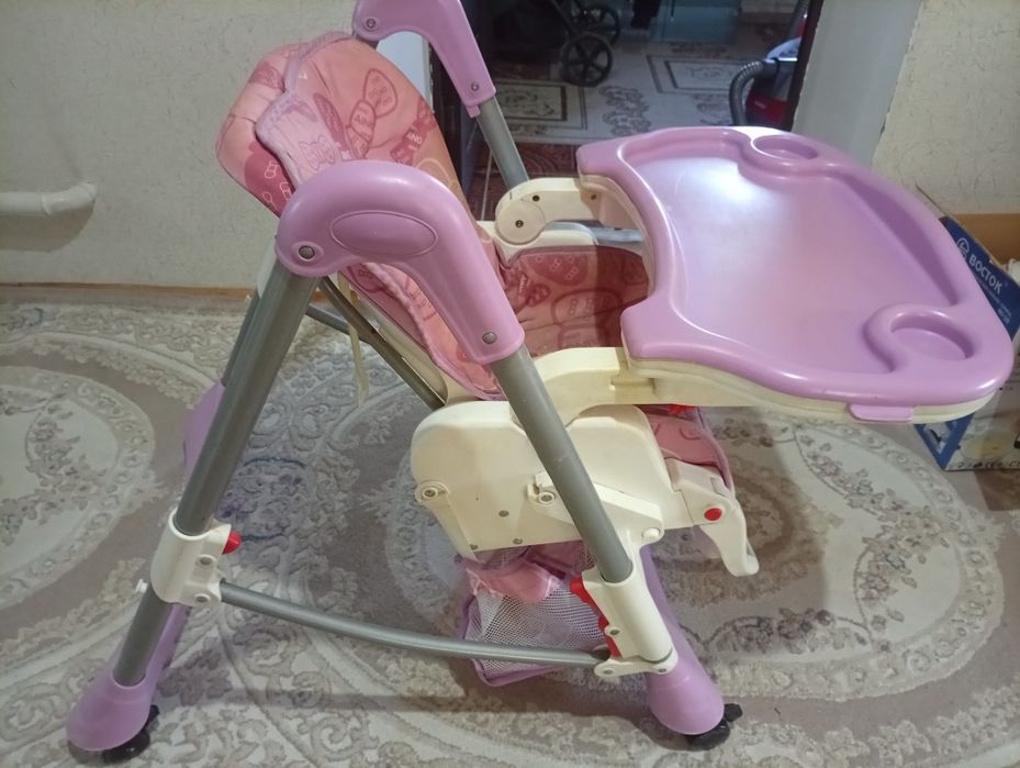 Детское кресло для кормления