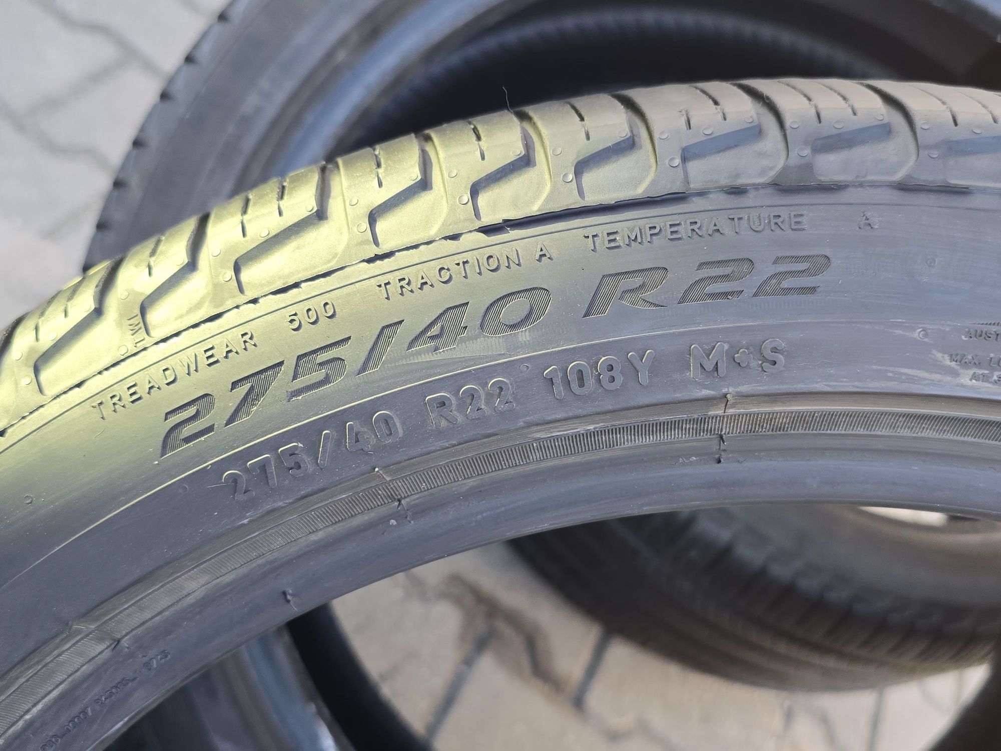 275 40 22 Pirelli 2 бр.