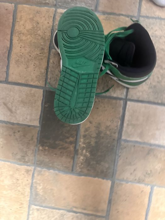 Air Jordan 1 Retro OG High Lucky Green (negociez pana la 60% din pret)