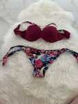 Costum de baie 2 buc fuchsia cu flori