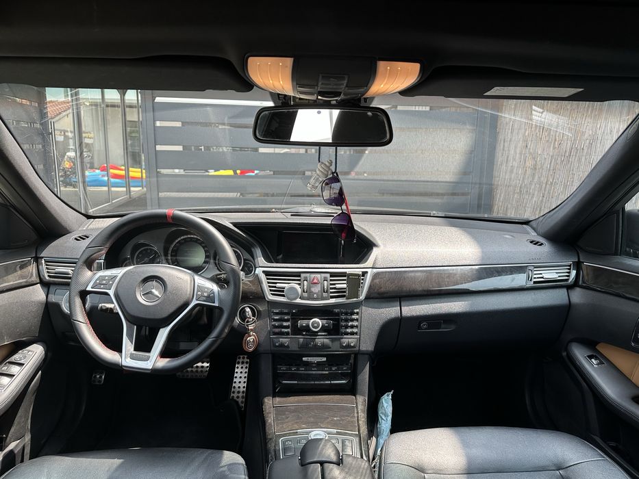 Mercedes Benz E350 AMG