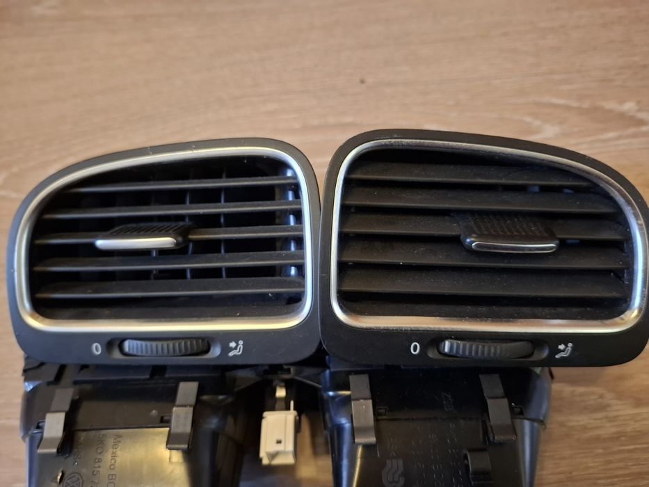 Grile aerisire fata stanga dreapta + modul control clima Golf 6 combi
