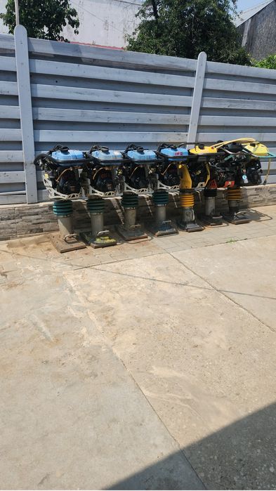 Inchiriez talpa, compactor