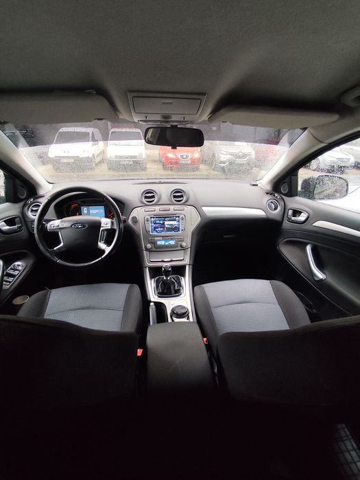 Ford Mondeo 2009/2.0 140CP