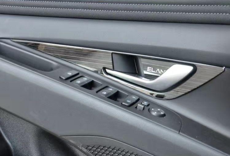 Elantra накладки на ручки