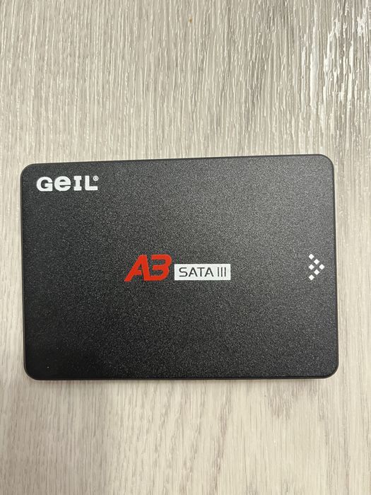 Продам SSD диск.