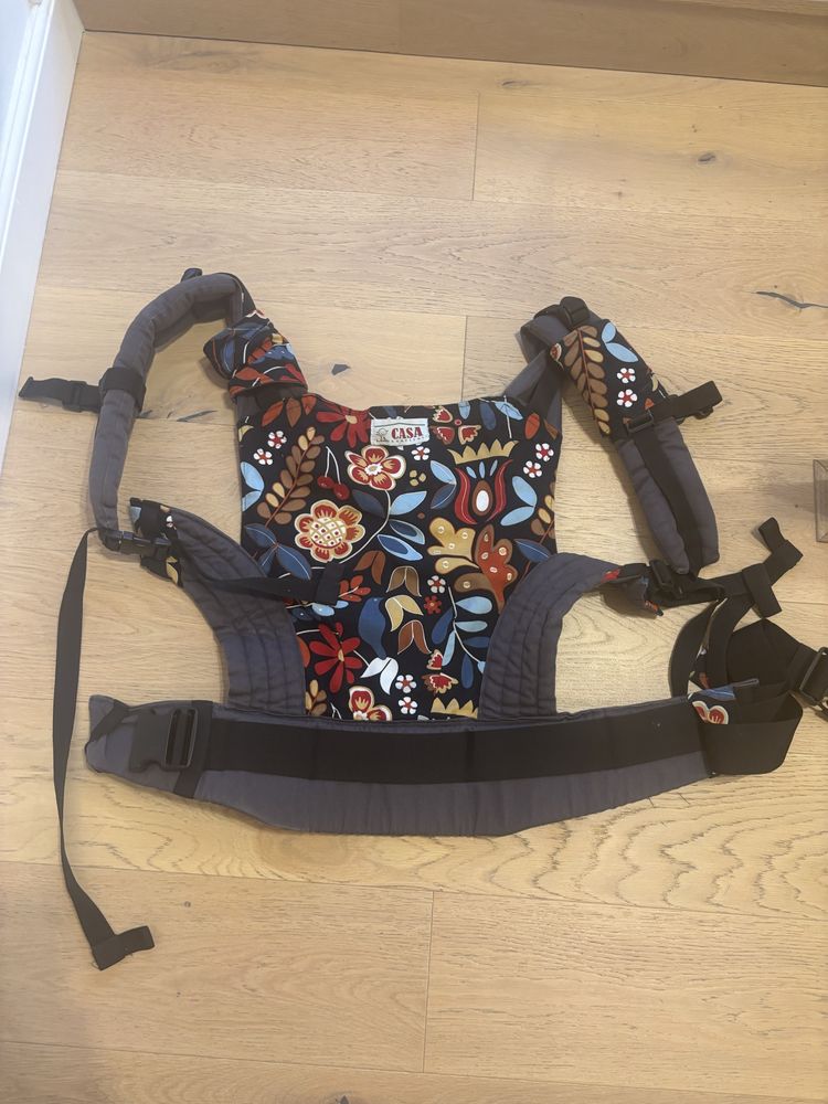 Vand marsupiu ergonomic Casa Zamfirei ca si nou