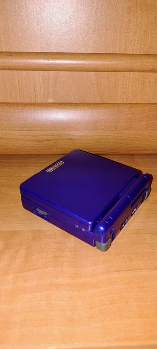 Husa + încărcător Game Boy sp