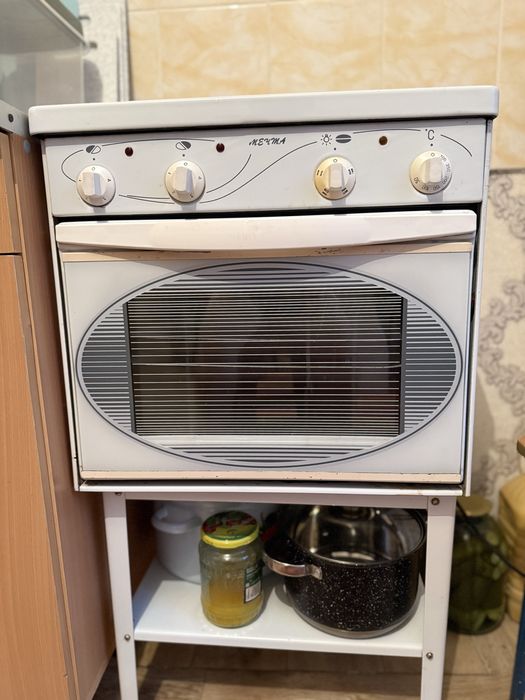 Б/У эл.плита, бесплатно, на запчасти, подлежит ремонту, самовывоз