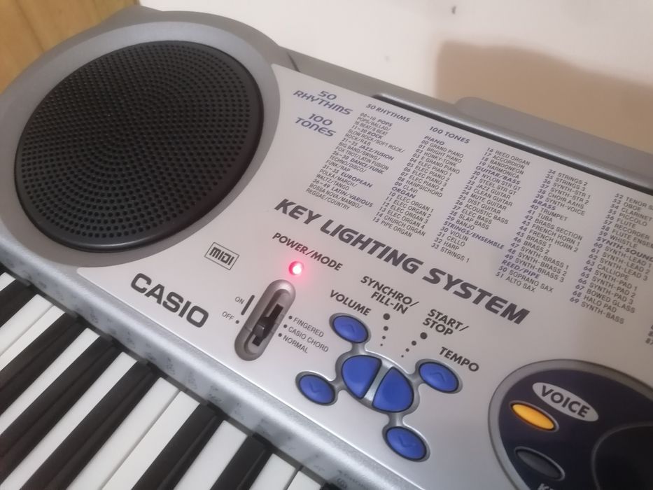 CASI0 LK-43  pian clape iluminate