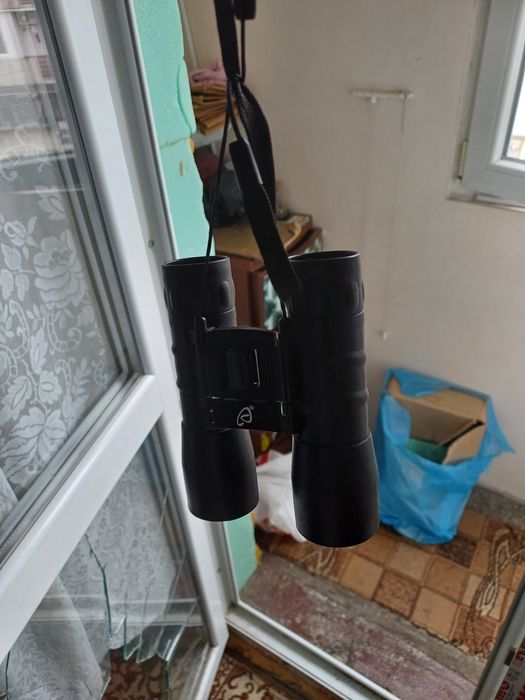 Бинокъл 12х32 84м/1000м