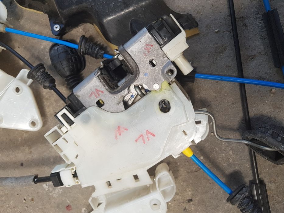 inchidere centralizata mercedes e klasse w212 spate dreapta stanga