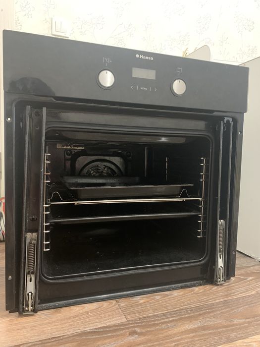 Духовка Hansa