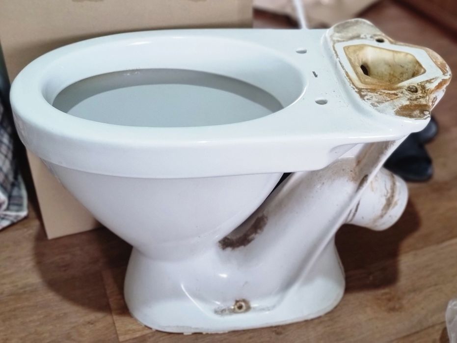 Продам унитаз строительный