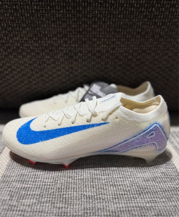 Ghete fotbal Nike Mercurial marimea 41 si 43