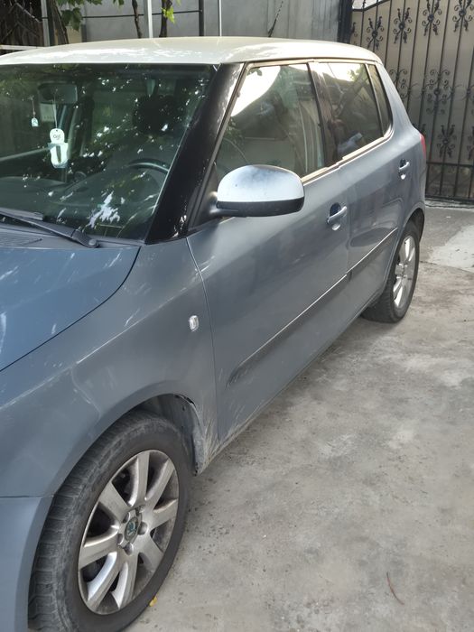 Vând Skoda Fabia