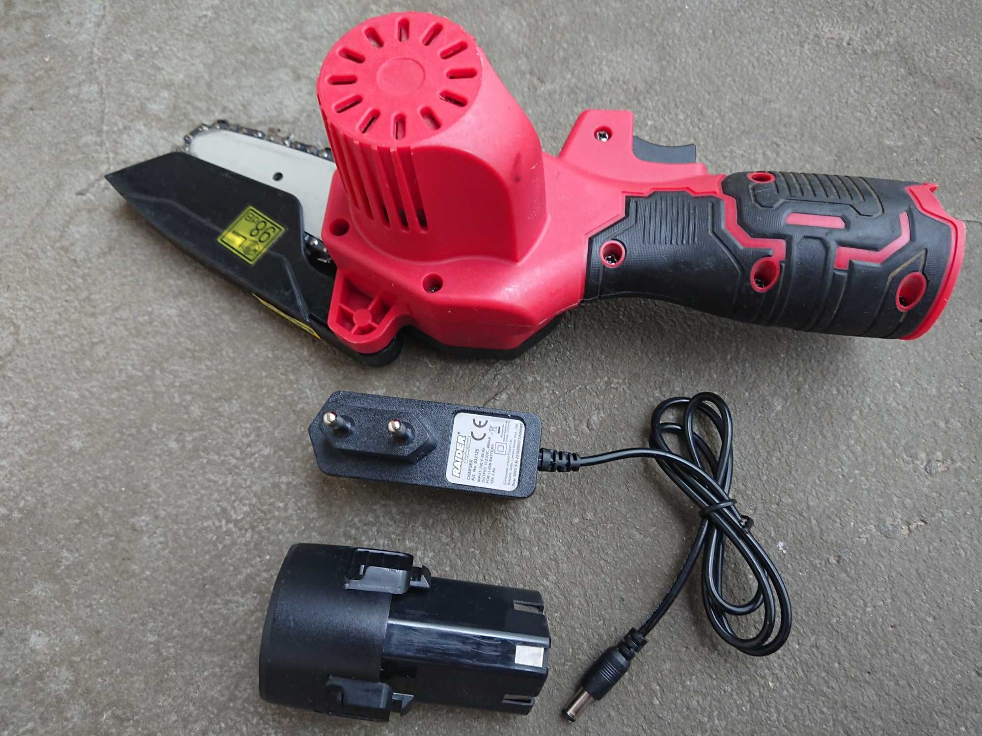Акумулаторна резачка 12 v , акумулаторен трион