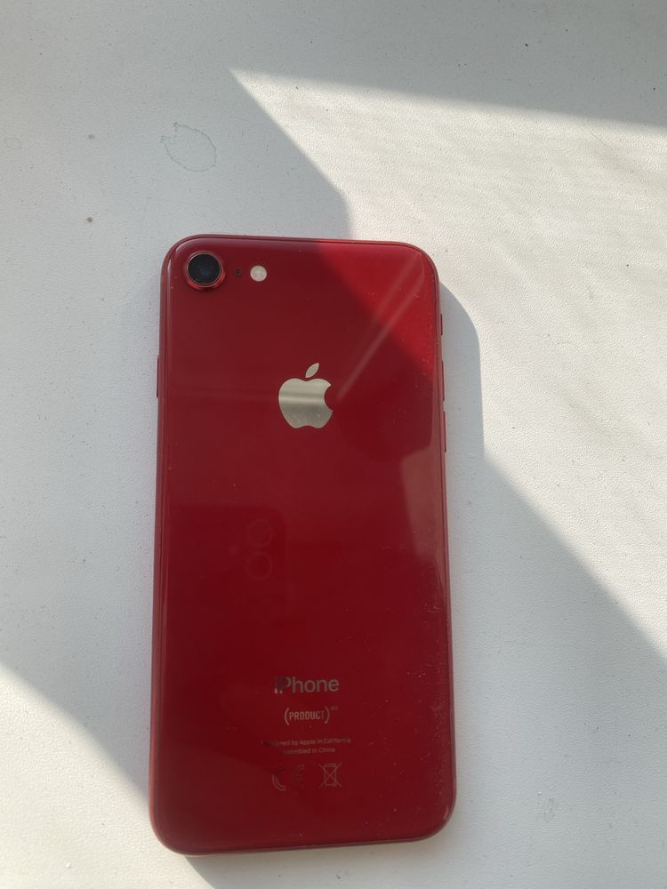 Продается Iphone 8