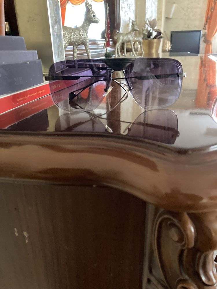 Vand ochelari maybach putin folositi