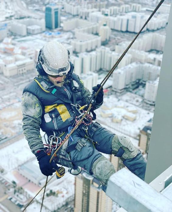 Алпинист Альпинист Высотник