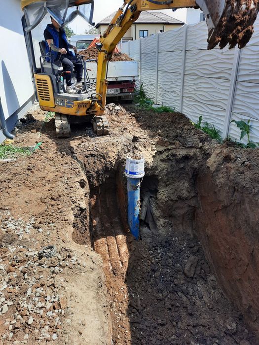 Miniexcavator, basculanta 3.5t, bobcat