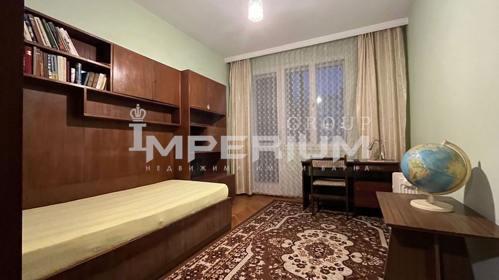 Многостаен 110кв.м апартамент под наем в района на Окръжна болница, г