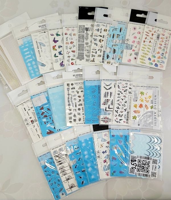 Продаются  маникюрные принадлежности