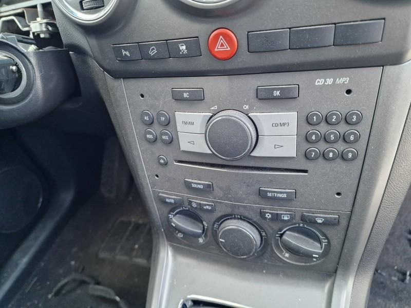 CD 30 MP3 Radio cu ecran Opel Antara facelift