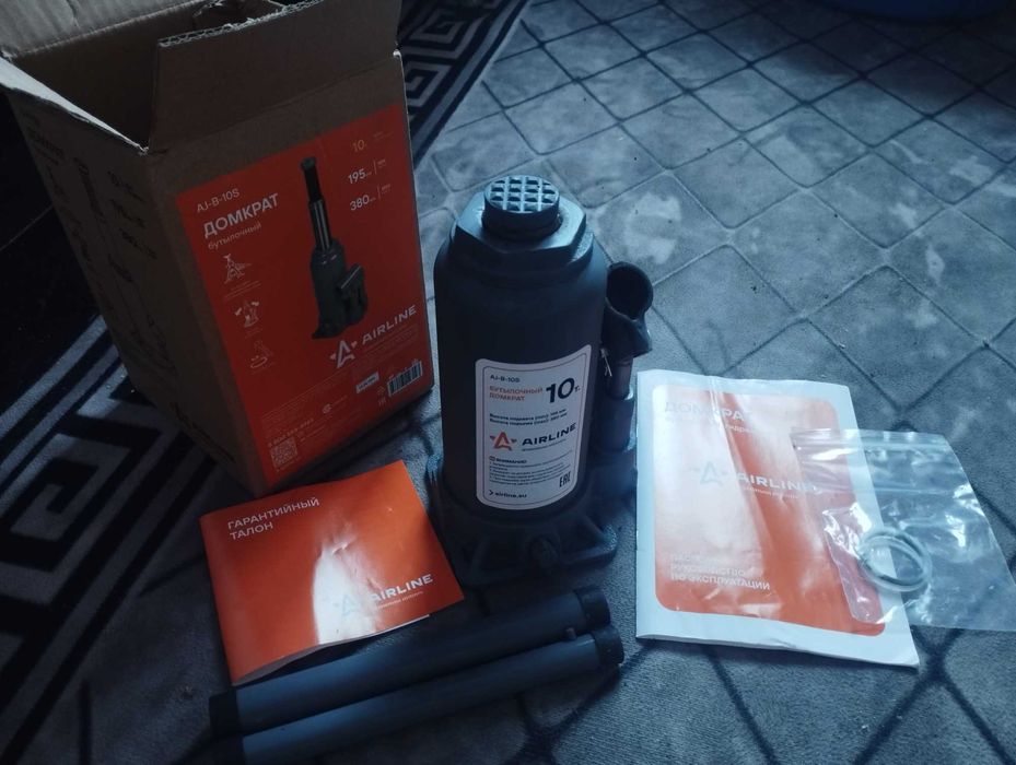 Домкрат  (новый)