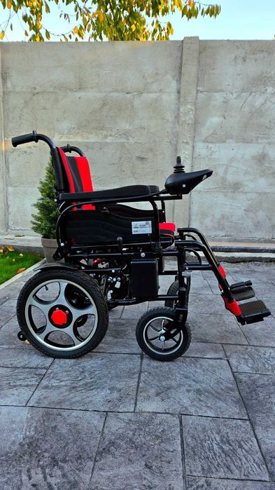 Scaun cu rotile electric pliabil aproape nou Jetty JT-099.