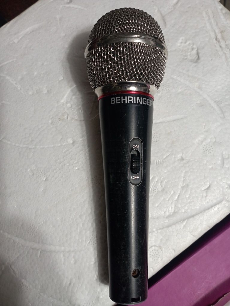 Microfon Behringer (original)perfectă stare de funcționare