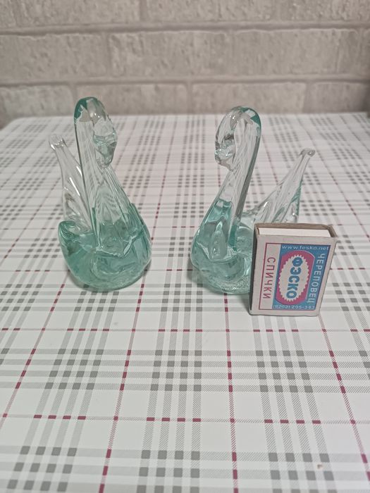 Продается стеклянный набор для праздничного стола.