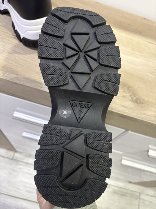 Дамски боти Guess