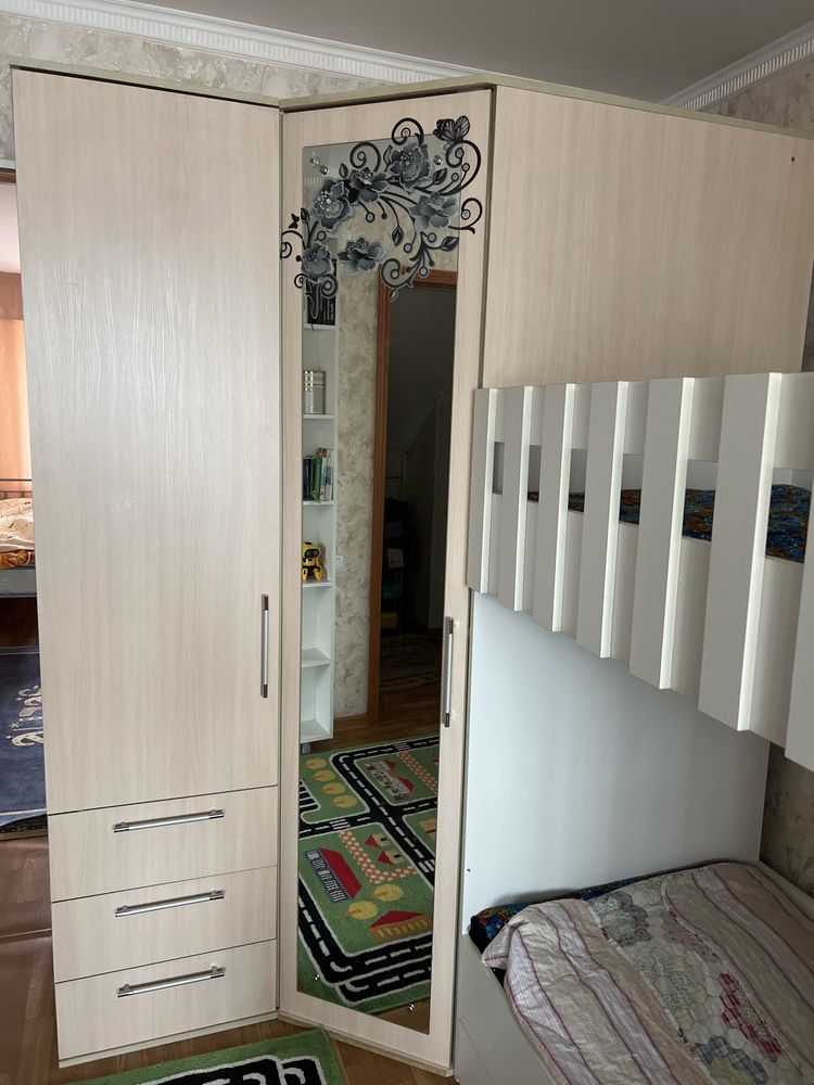 Продам Шкаф для одежды