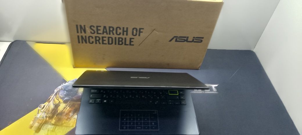 Kompyuter sotiladi Asus