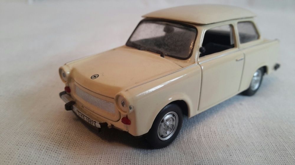 Macheta Trabant 601 scala 1 : 43