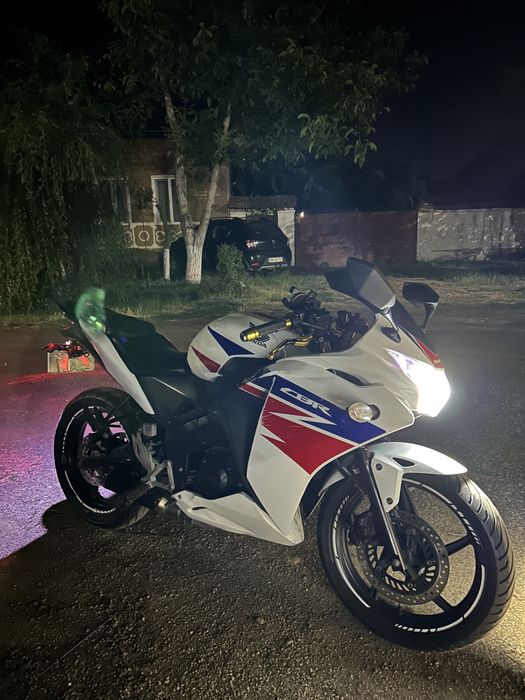 Vand Honda cbr 125r 2014