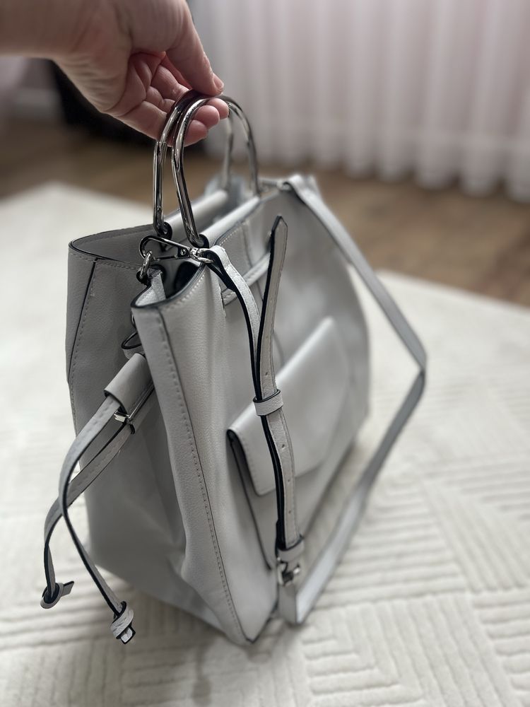 Нова дамска чанта Zara